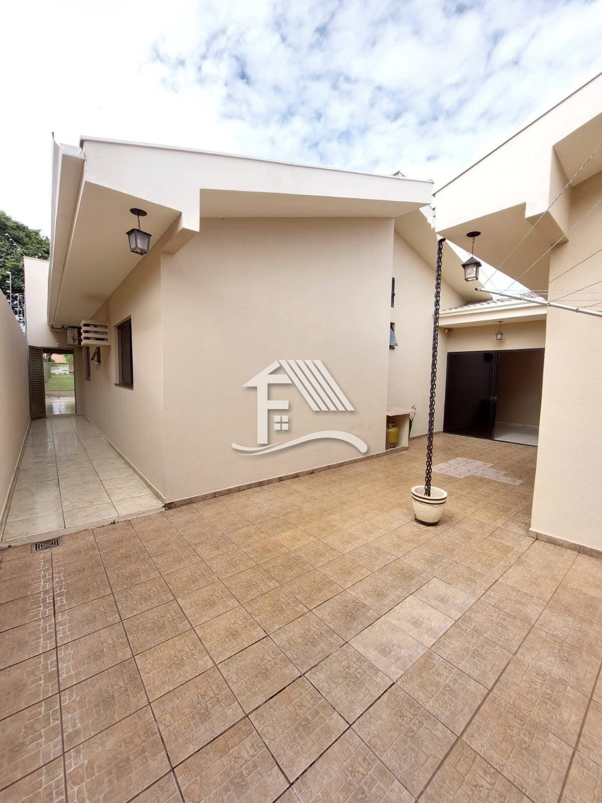 Venda CASA ROLANDIA PR Brasil