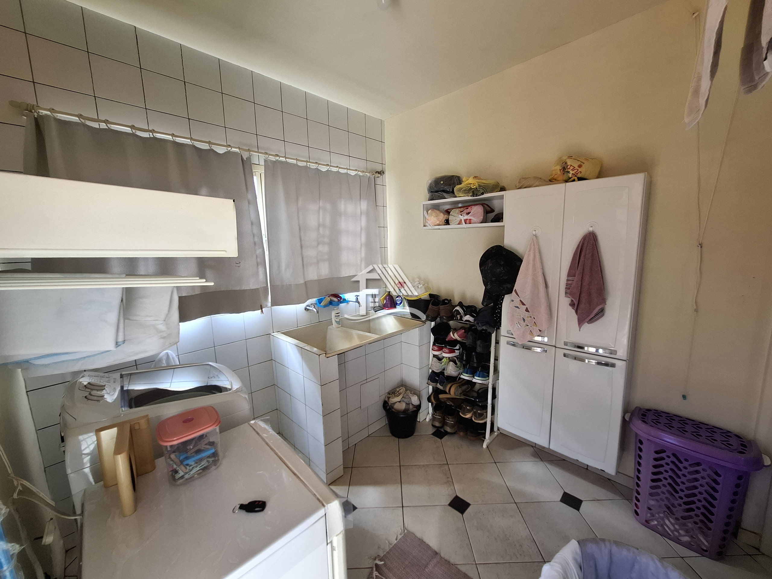 Venda CASA ROLANDIA PR Brasil