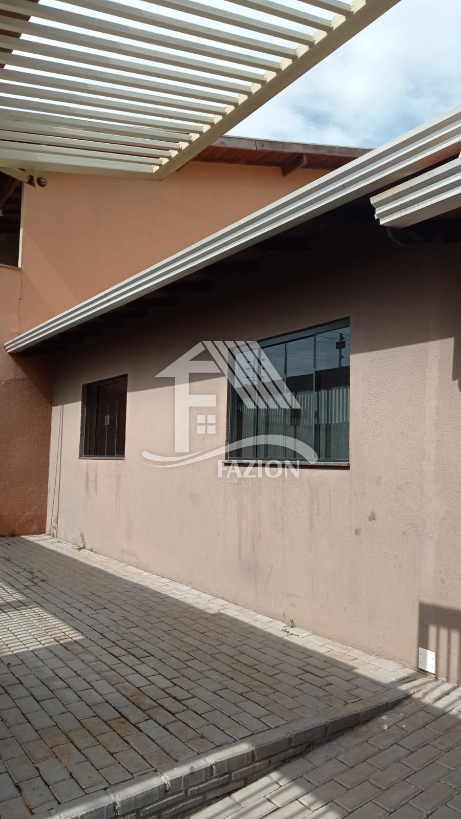 Venda CASA ROLANDIA PR Brasil