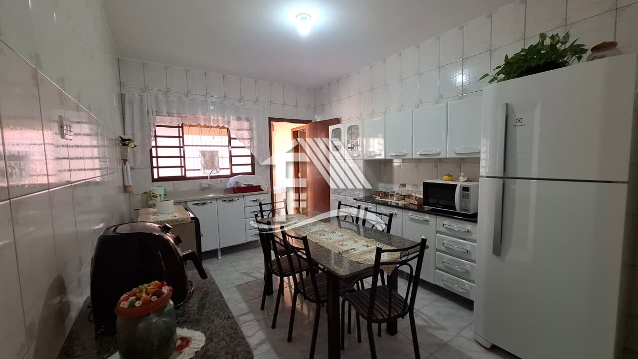 Venda CASA ROLANDIA PR Brasil