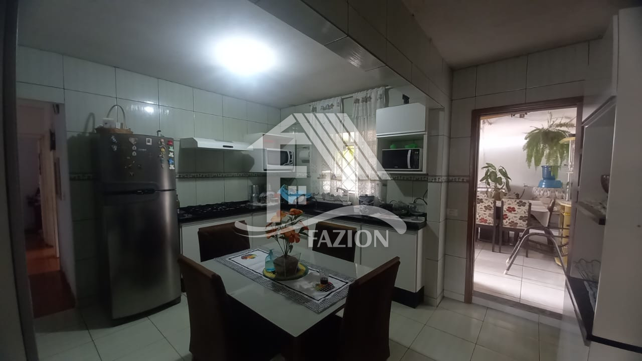 Venda CASA ROLANDIA PR Brasil