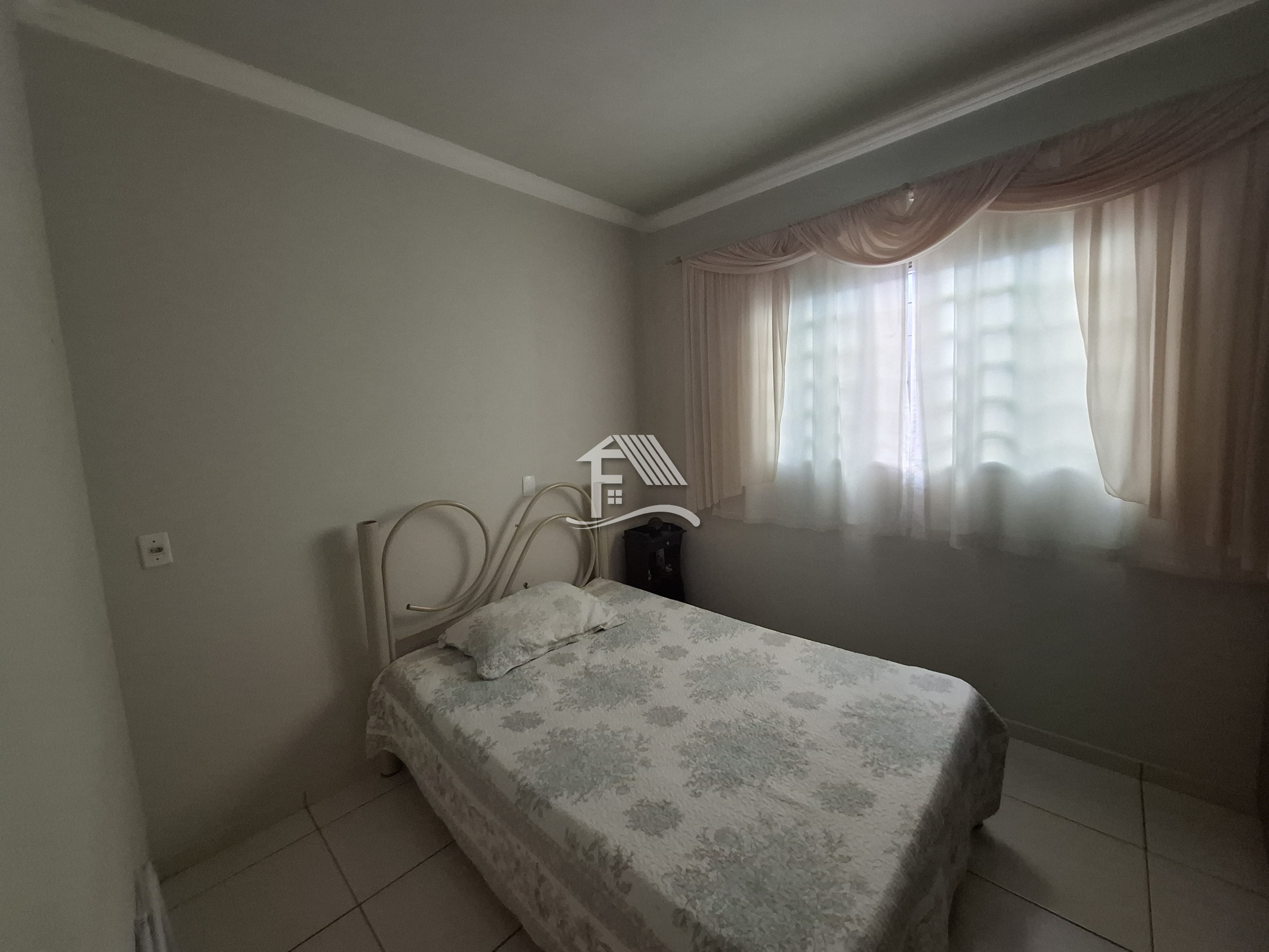 Venda CASA ROLANDIA PR Brasil