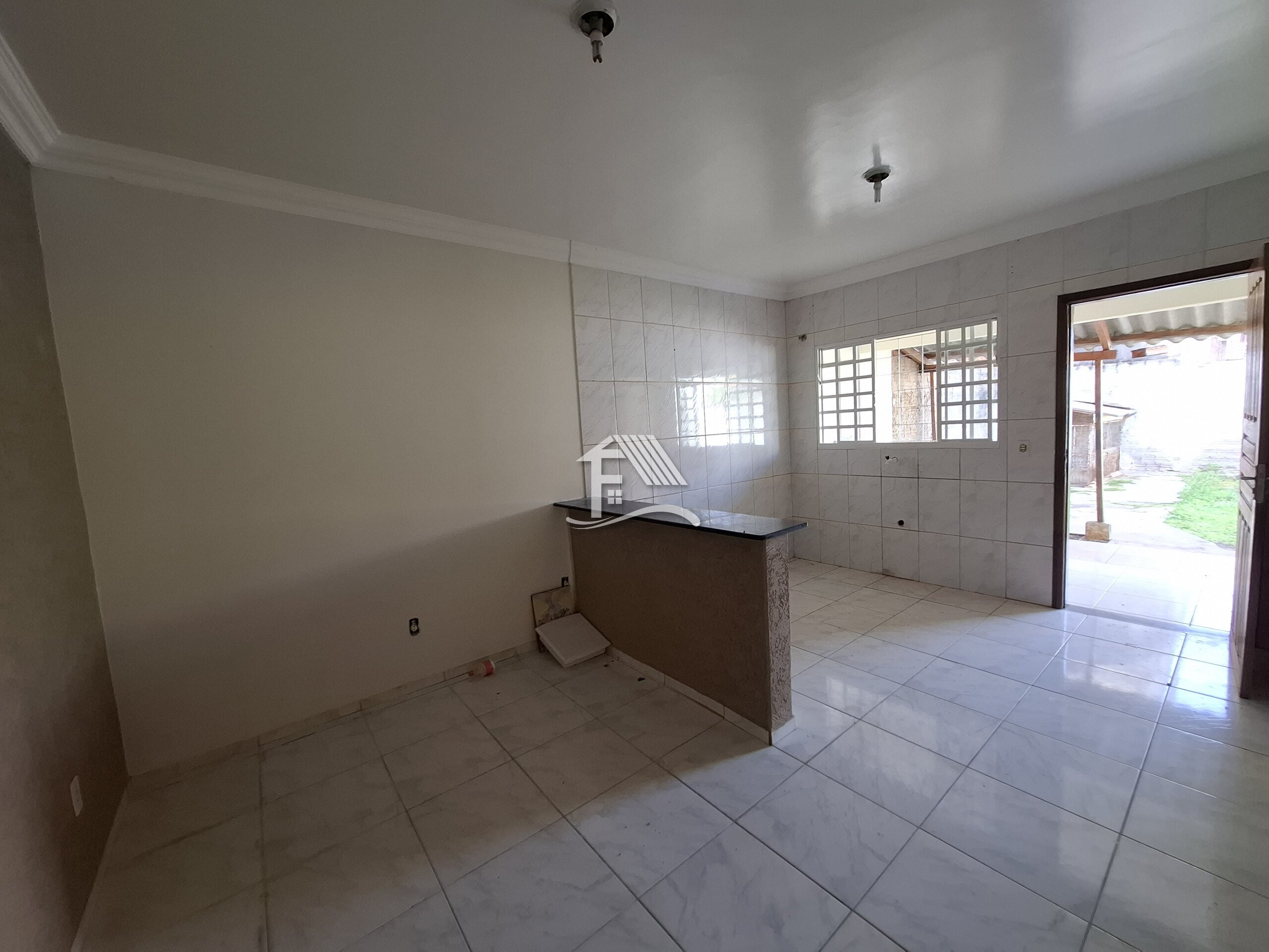 Venda CASA ROLANDIA PR Brasil