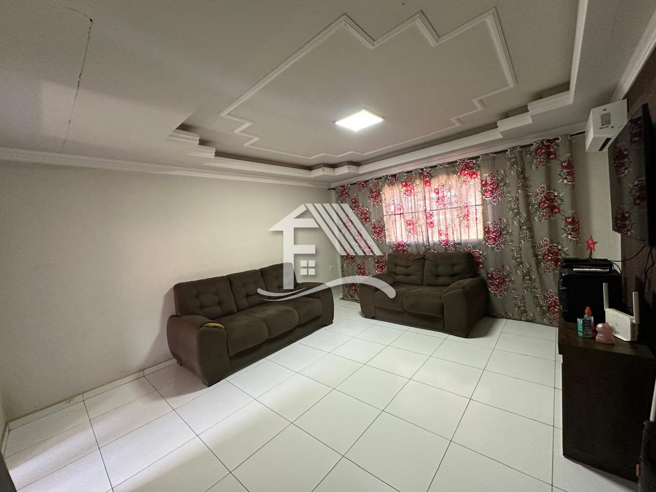 Venda CASA ROLANDIA PR Brasil