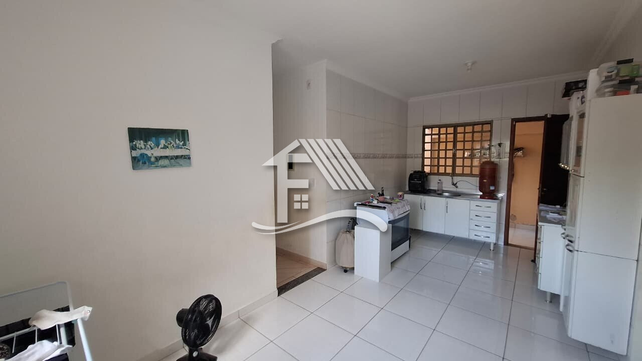Venda CASA ROLANDIA PR Brasil