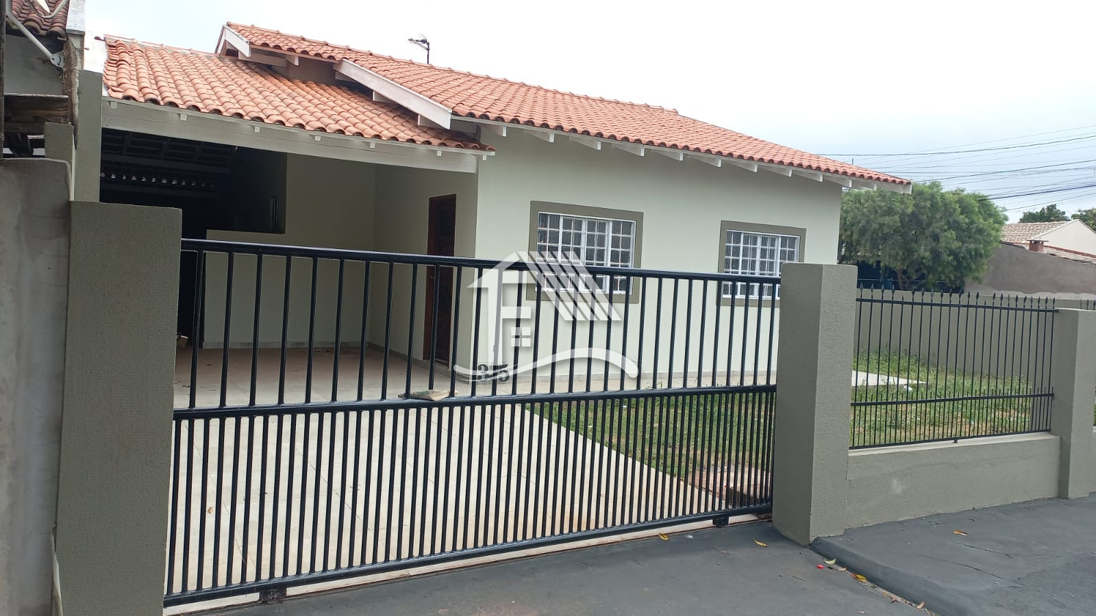 Venda CASA ROLANDIA PR Brasil