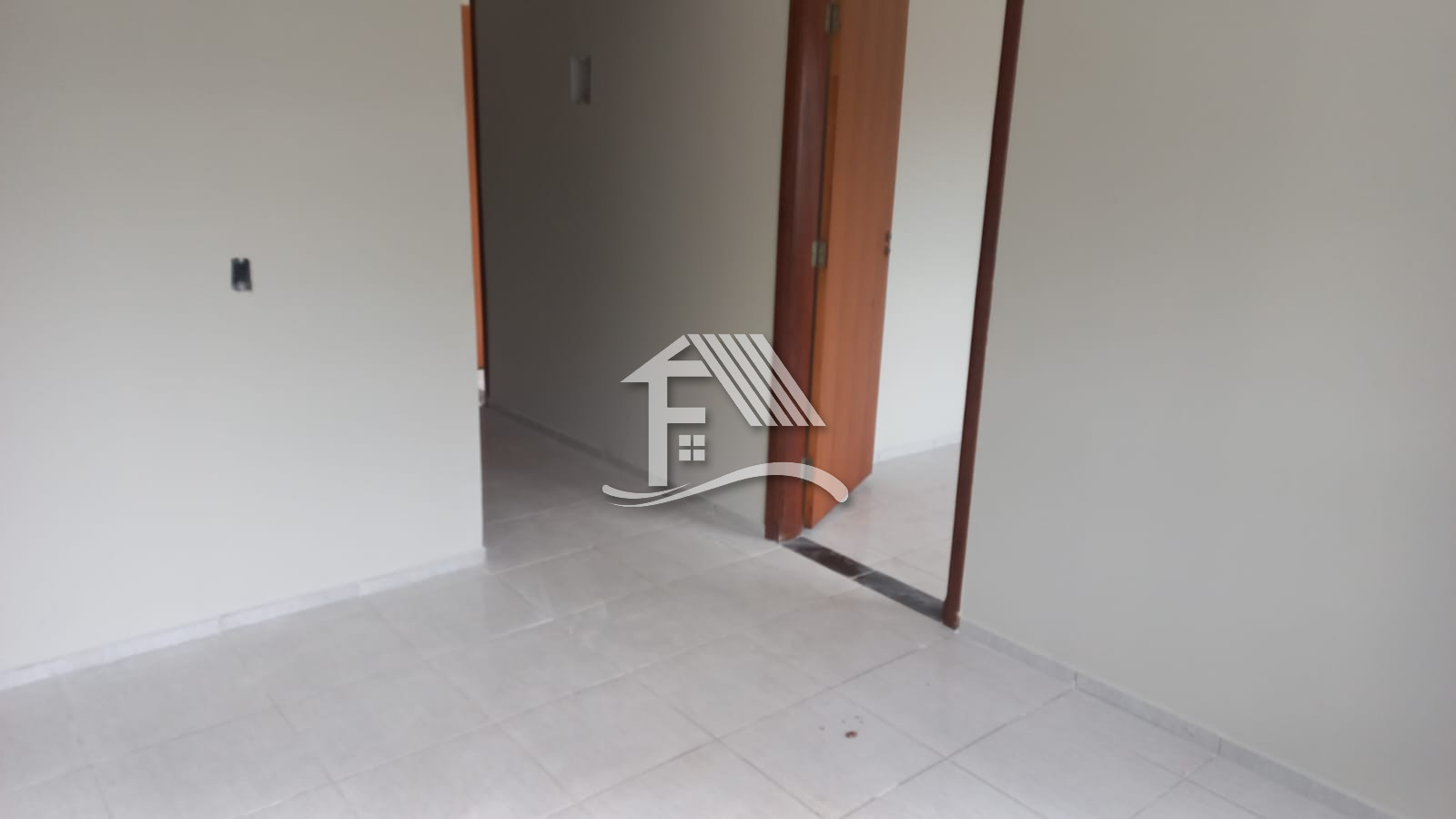 Venda CASA ROLANDIA PR Brasil