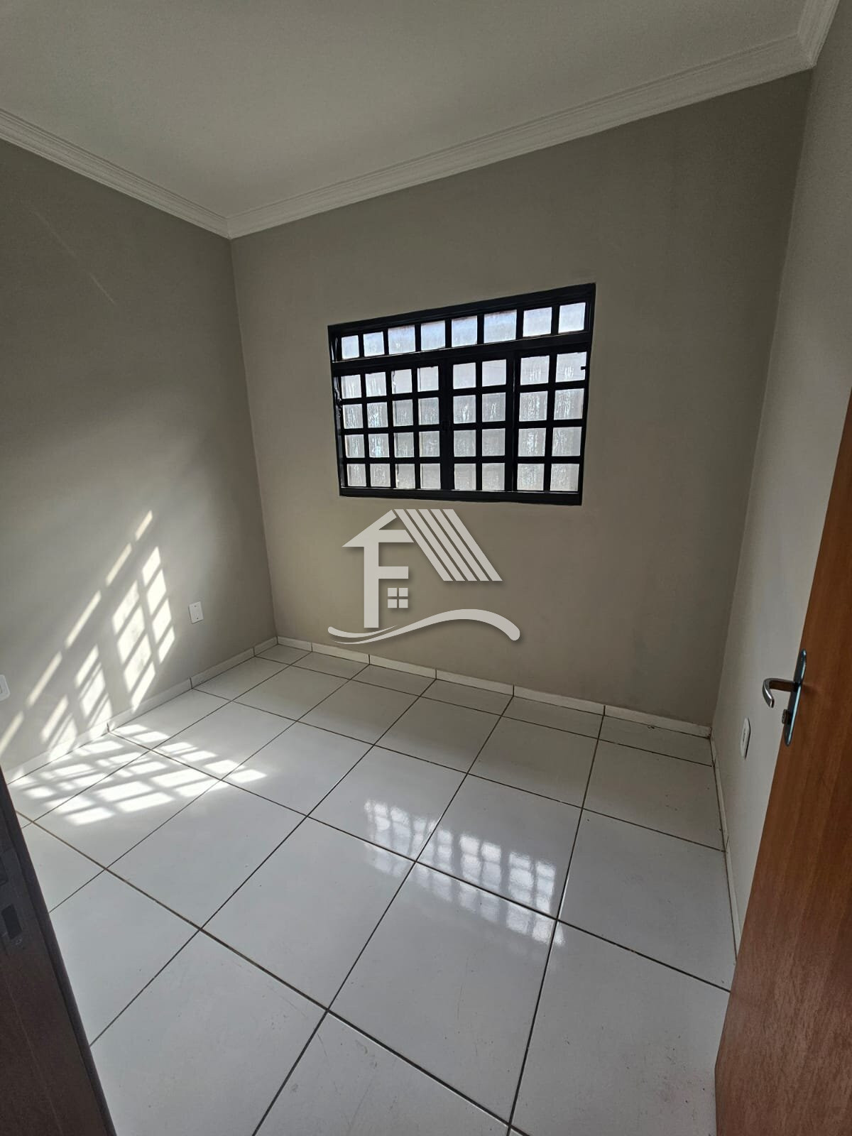 Venda CASA ROLANDIA PR Brasil