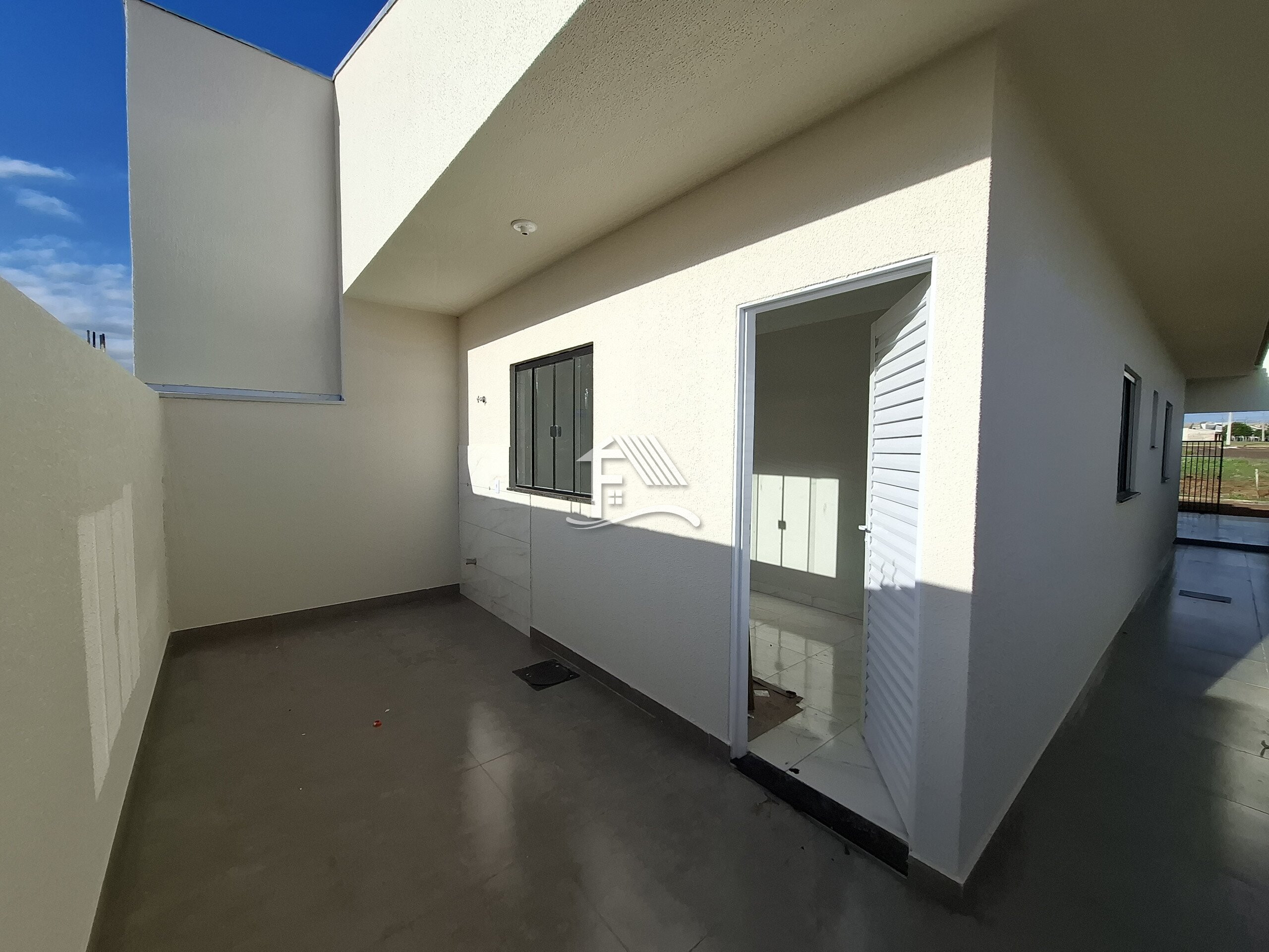 Venda CASA ROLANDIA PR Brasil