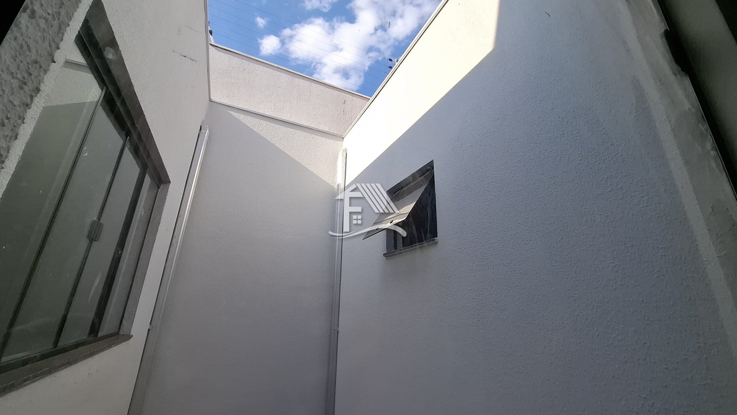 Venda CASA ROLANDIA PR Brasil