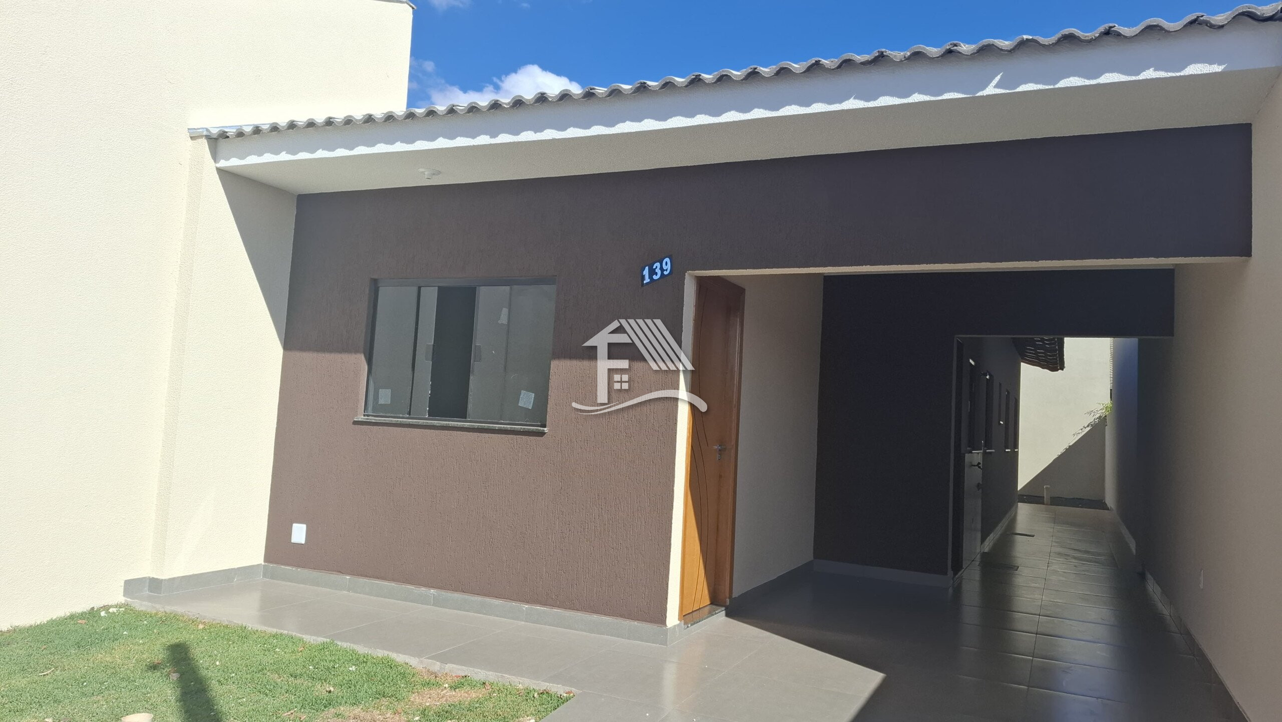Venda CASA ROLANDIA PR Brasil