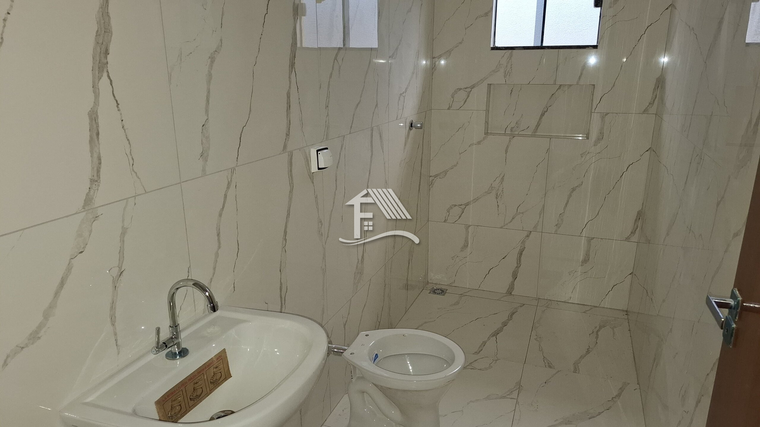 Venda CASA ROLANDIA PR Brasil