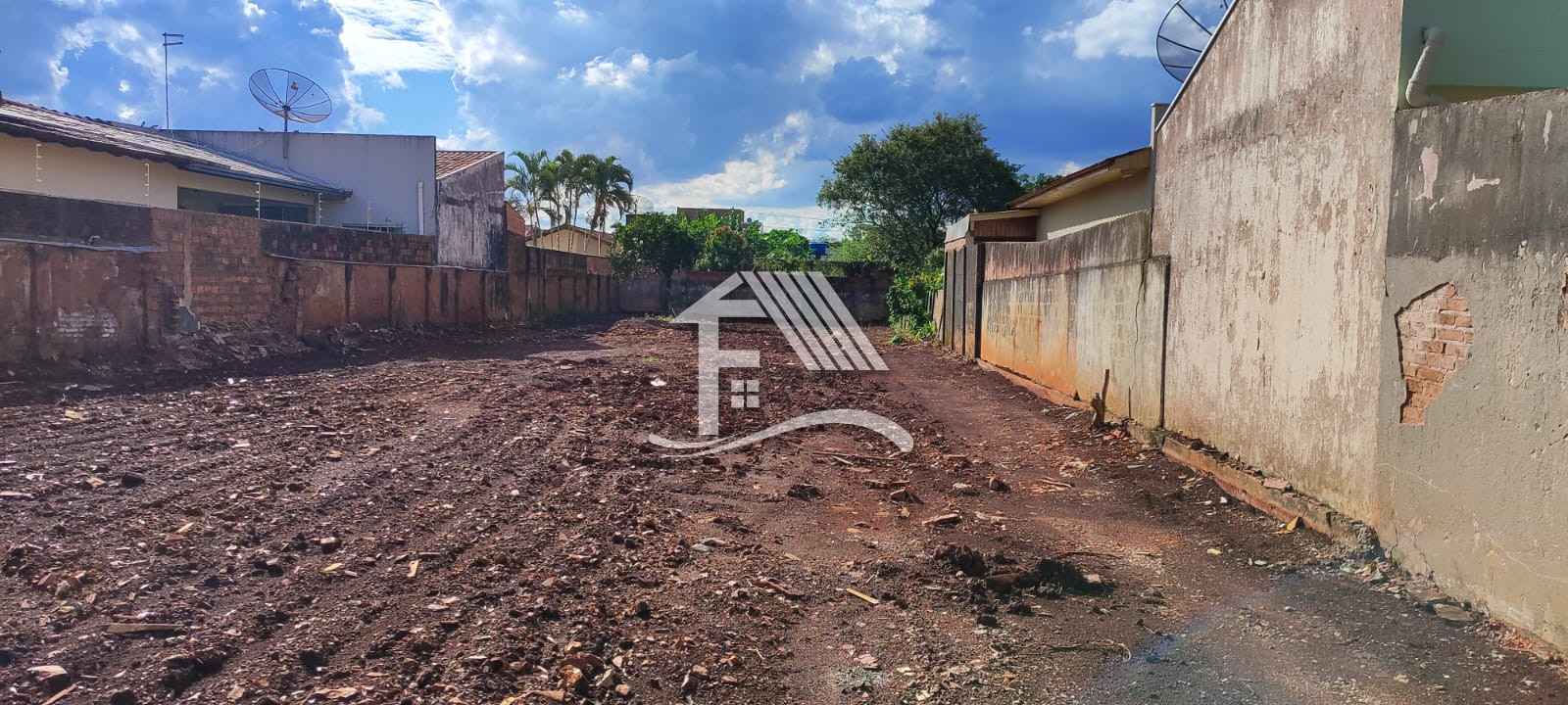 Venda TERRENO ROLANDIA PR Brasil