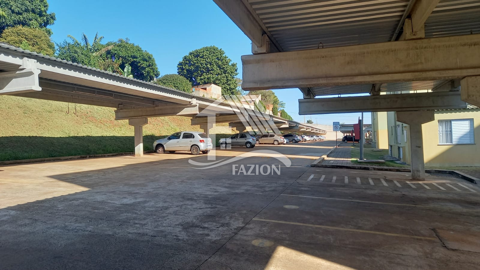 Aluguel APARTAMENTO ROLANDIA PR Brasil