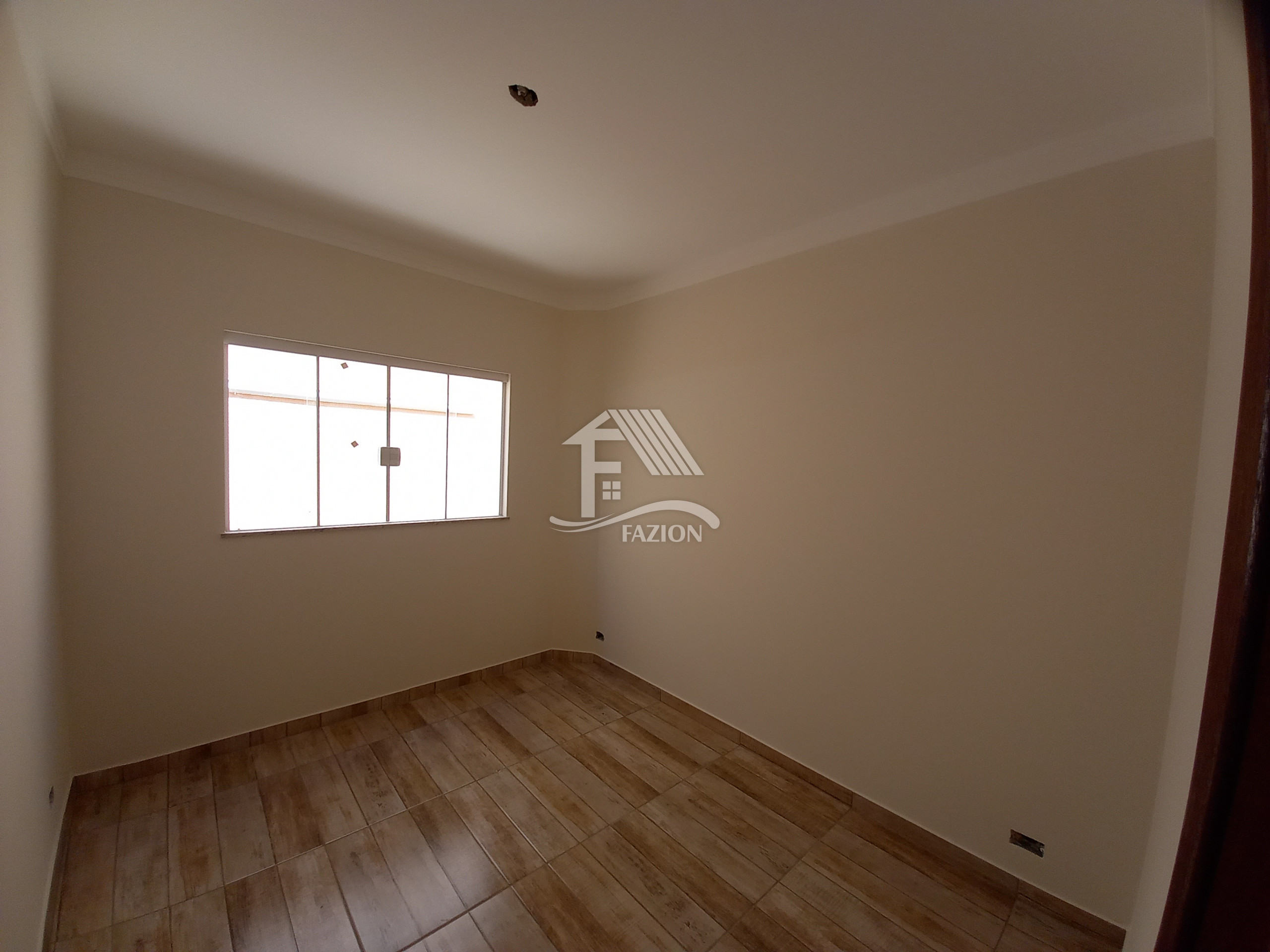Aluguel CASA ROLANDIA PR Brasil