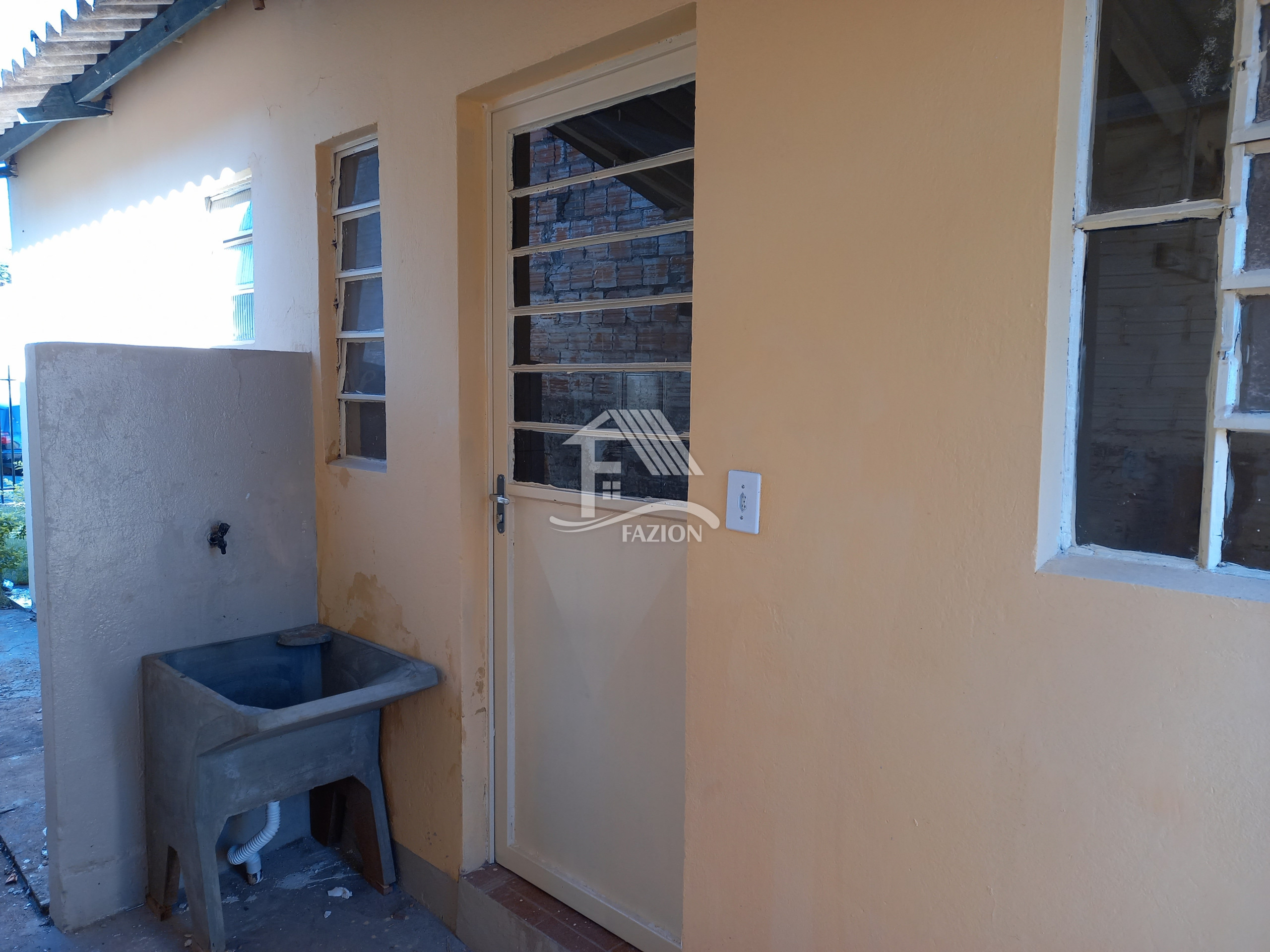 Aluguel CASA ROLANDIA PR Brasil