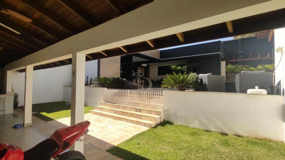 Imagens do imóveis Casa Em Condomínio Á Venda Condomínio Recanto Pitangua Londrina