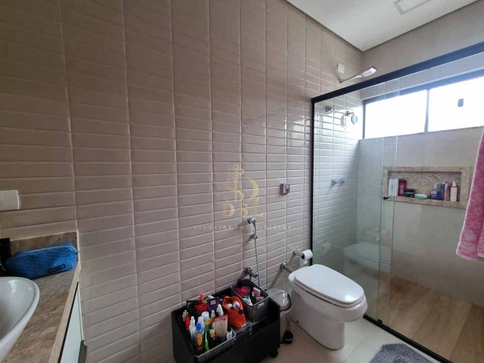 Imagens do imóveis Casa Em Condomínio Á Venda Condomínio Royal Forest Londrina