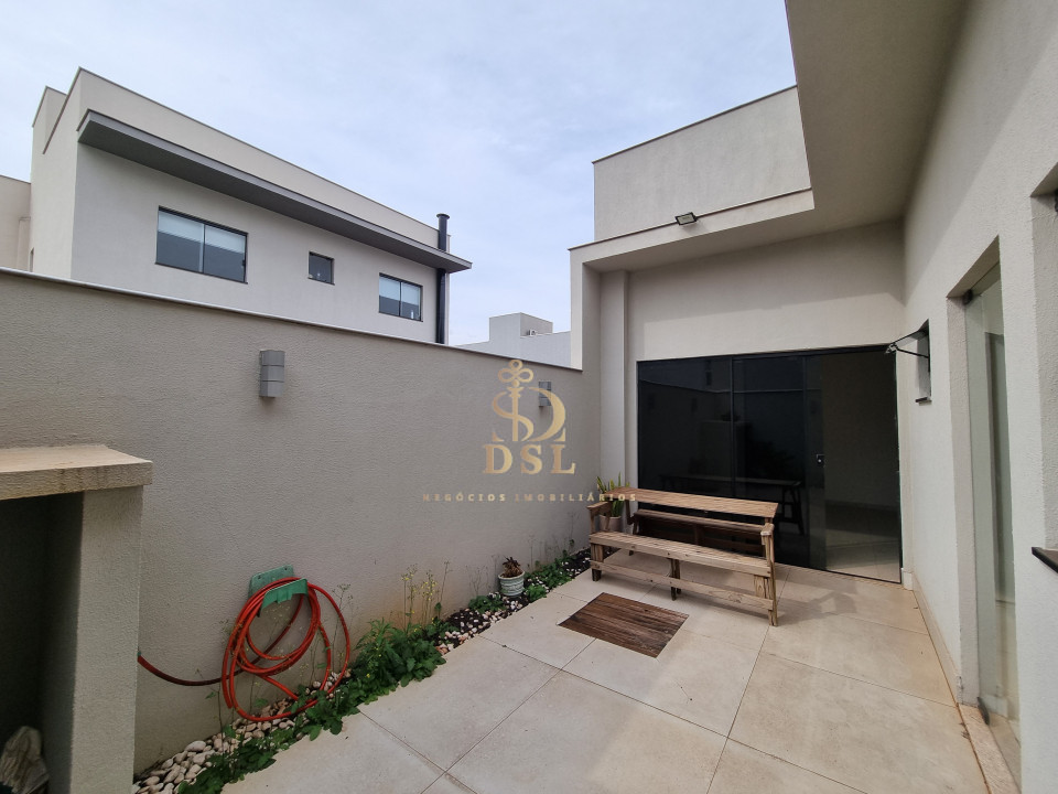 Imagens do imóveis Casa Em Condomínio Á Venda Condominio Bella Vittá Londrina