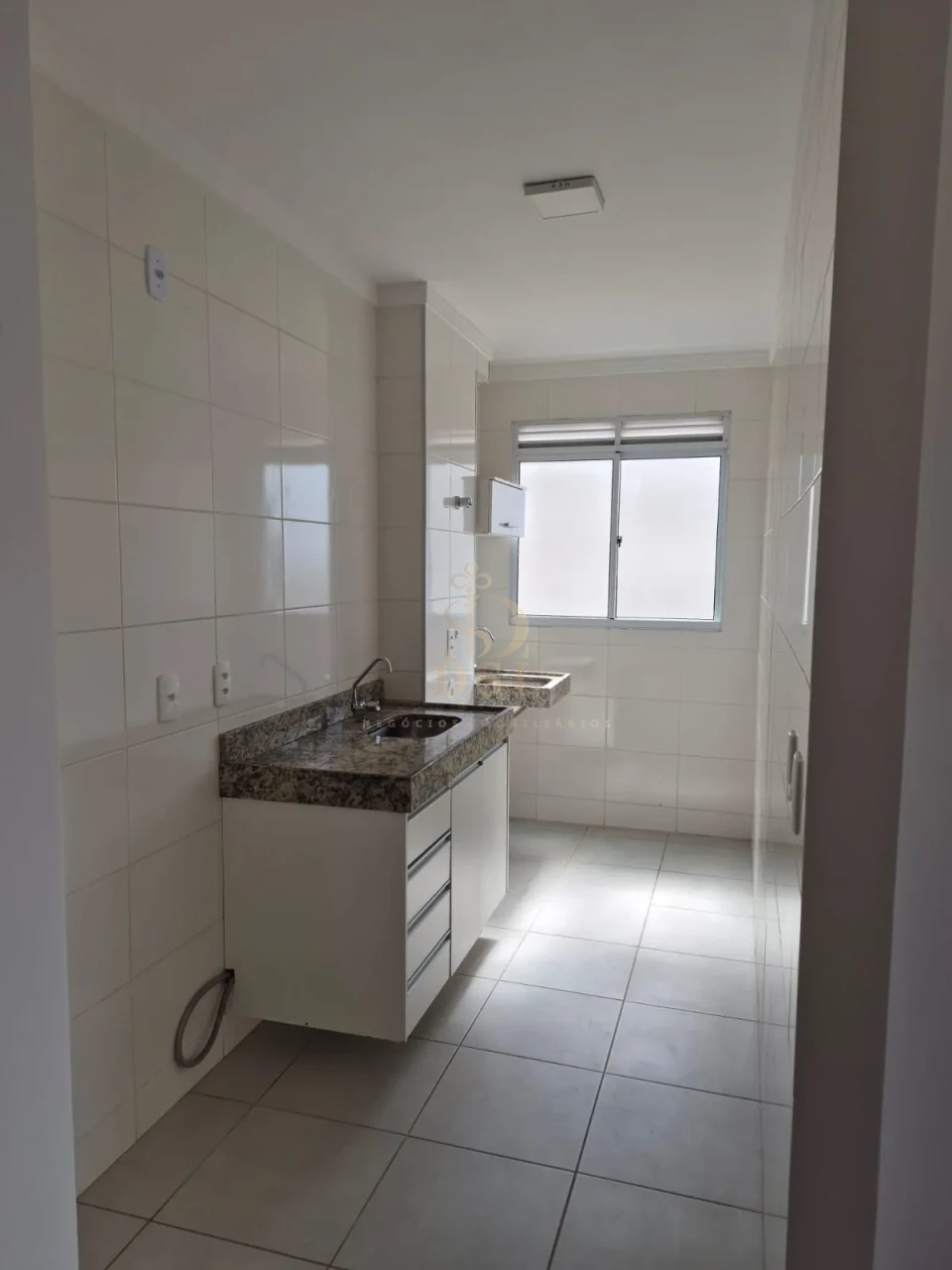 Apartamento À Venda E Locação Condominio Lago De Melville Londrina