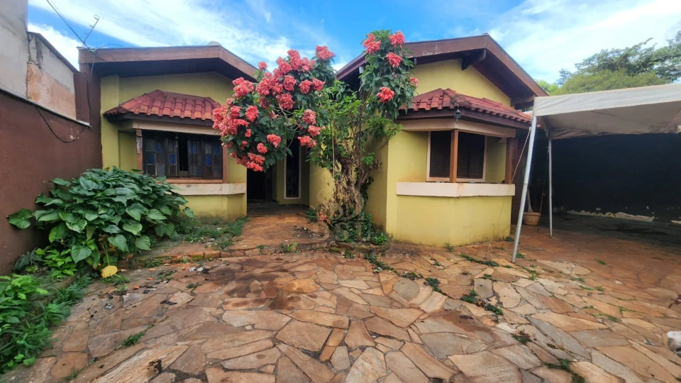 Imagens do imóveis Casa Á Venda Casa Com Piscina Londrina