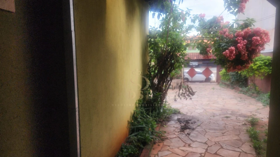 Imagens do imóveis Casa Á Venda Casa Com Piscina Londrina