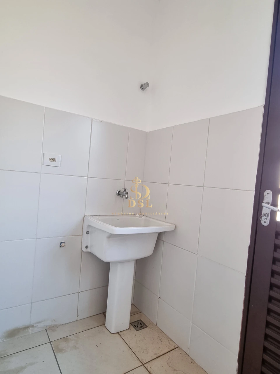 Imagens do imóveis Casa Em Condomínio Para Alugar Villa Hipica Londrina