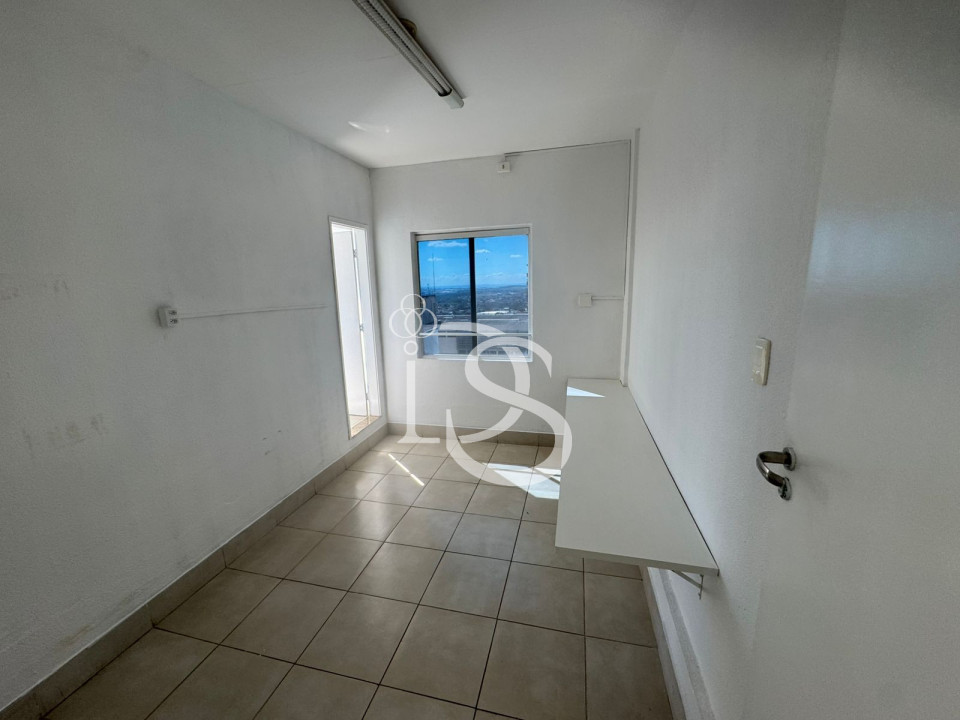 Excelente sala comercial para locação no centro de Londrina