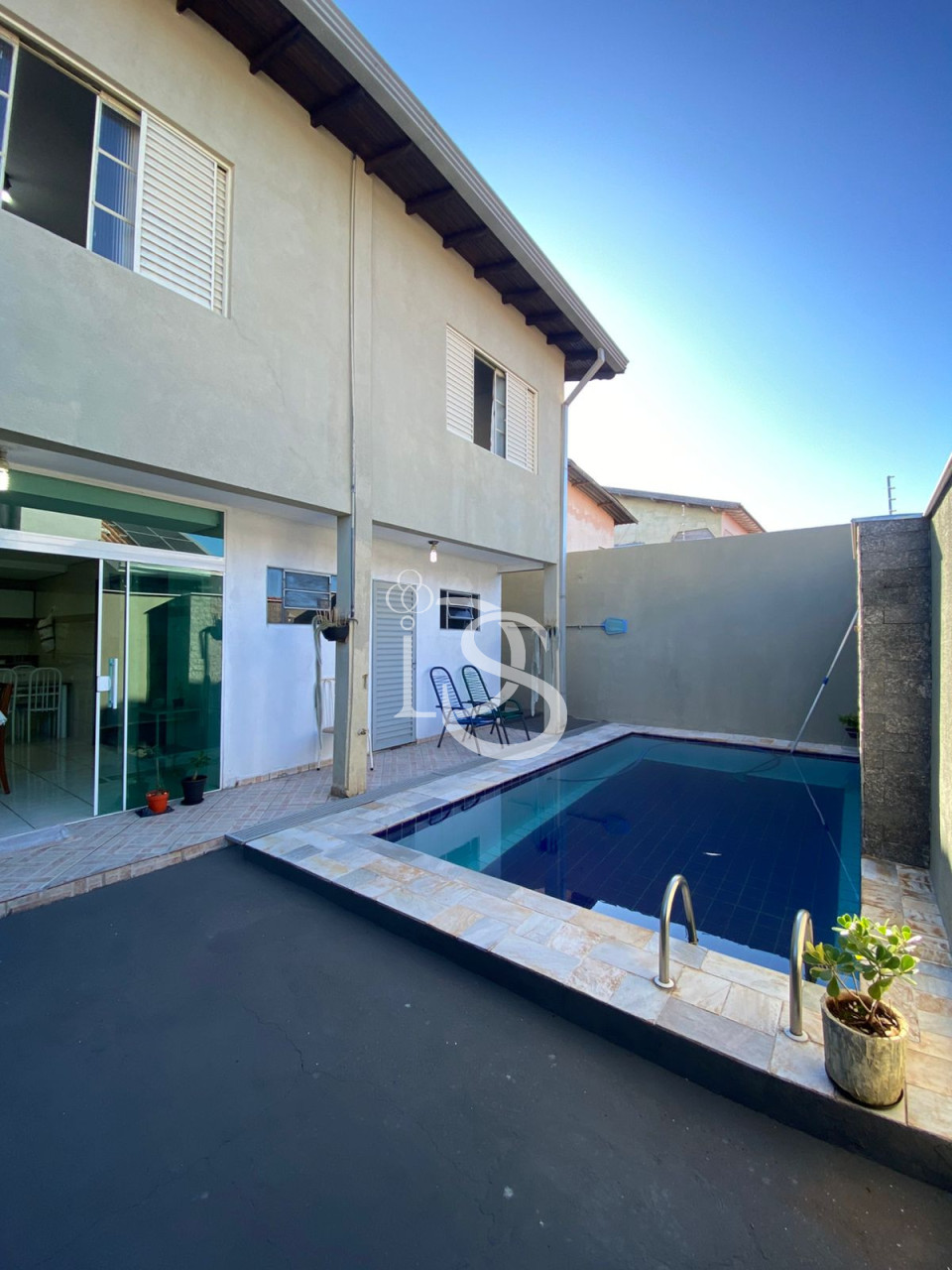 Imagens do imóveis Casa à venda Jardim Santa Mônica - permuta por apartamento