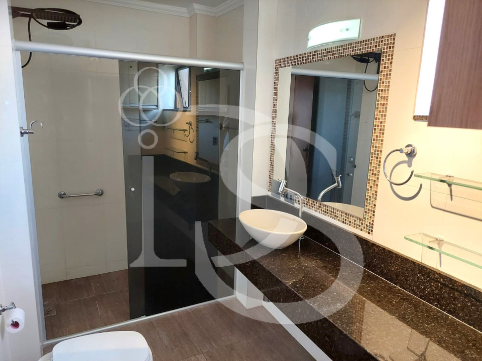 Apartamento à venda em Londrina, Centro, com 3 quartos, com 168 m²