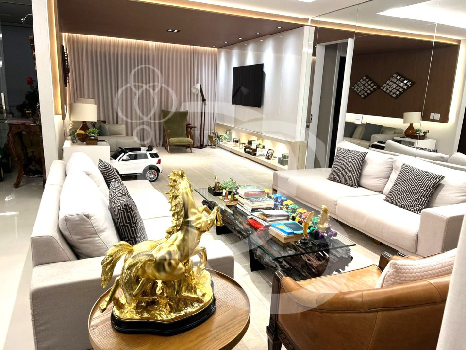 APARTAMENTO À VENDA EDIFICIO CASA BATTLÓ LONDRINA