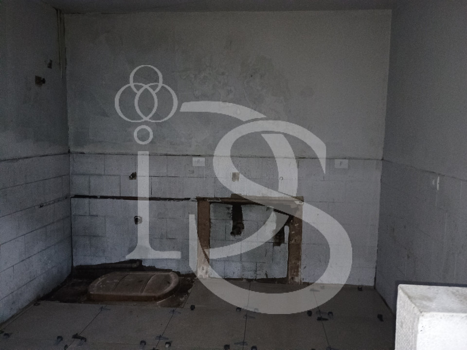 Barracão para alugar em Londrina, Vila Casoni, com 1900 m²