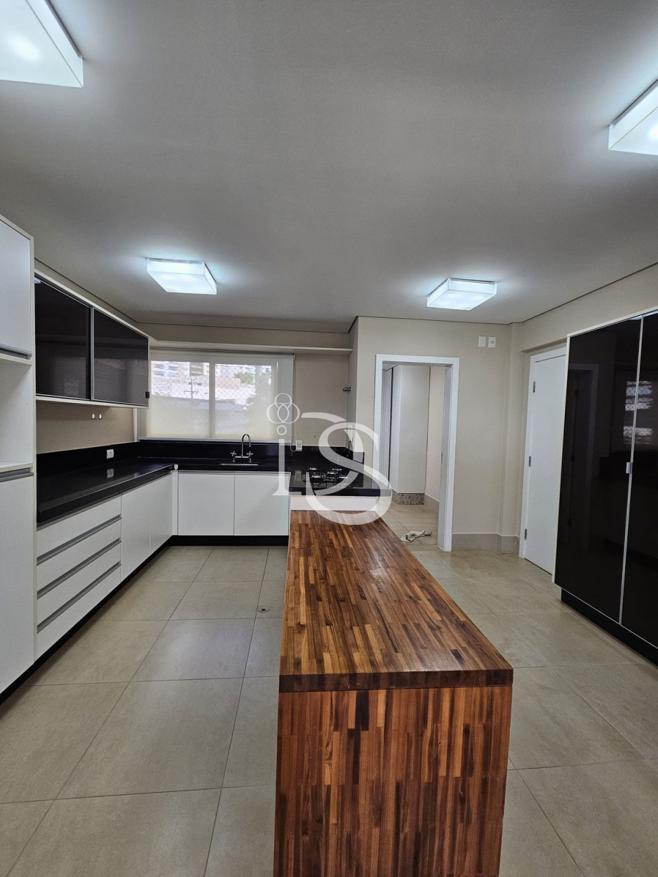 Imagens do imóveis Edifício Torre Madri (Venda ou Locação)