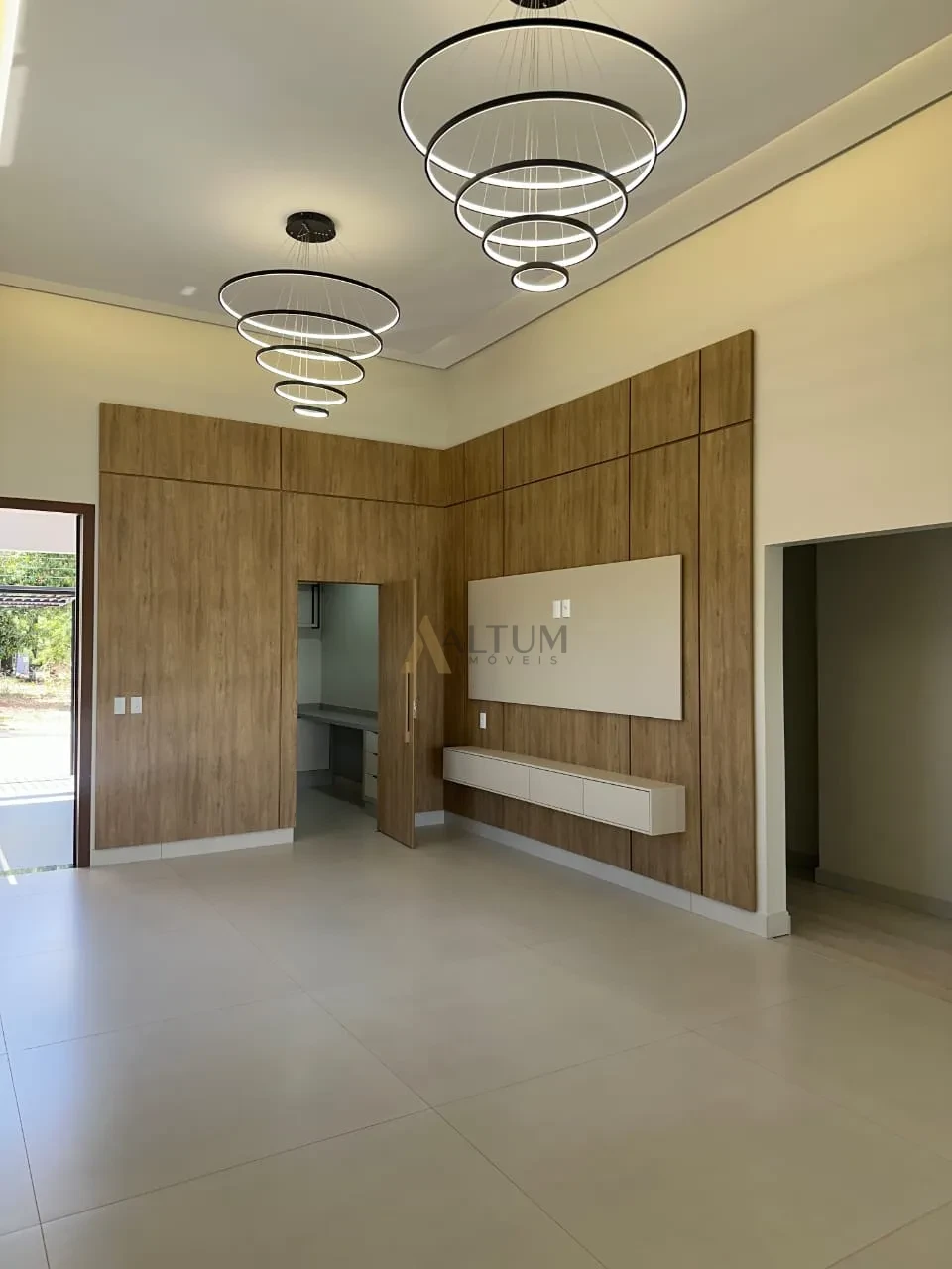 Imagens do imóveis CASA TÉRREA SEMI- MOBILIADA  COM 3 SUÍTES, ENERGIA SOLAR E AUTOMAÇÃO – COLINAS  TROPICAL | CASCAVEL