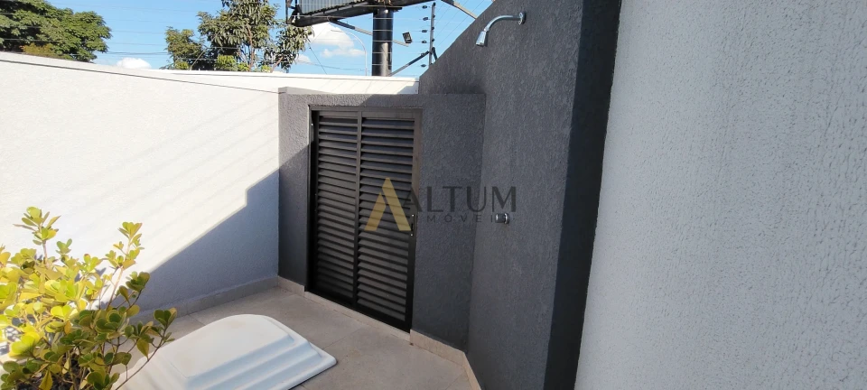 Imagens do imóveis Sobrado em  Condomínio 1 Suíte e Dois Dormitórios Paysage Felicitá Parque