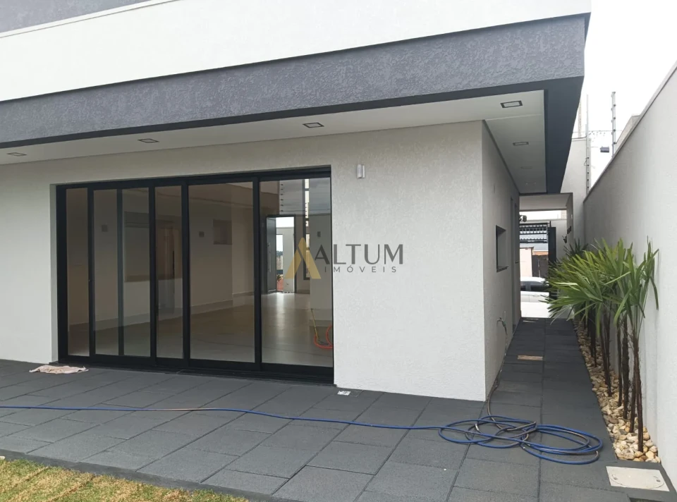 Imagens do imóveis Casa Térrea com 3 Suítes no Paraíso Tropical