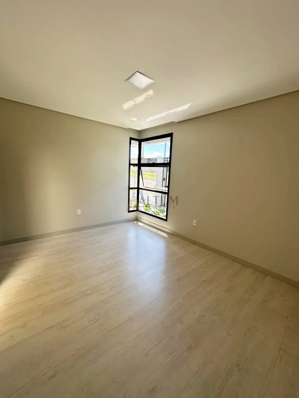 Imagens do imóveis CASA TÉRREA SEMI- MOBILIADA  COM 3 SUÍTES, ENERGIA SOLAR E AUTOMAÇÃO – COLINAS  TROPICAL | CASCAVEL