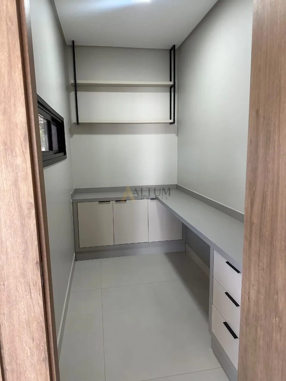 Imagens do imóveis CASA TÉRREA SEMI- MOBILIADA  COM 3 SUÍTES, ENERGIA SOLAR E AUTOMAÇÃO – COLINAS  TROPICAL | CASCAVEL