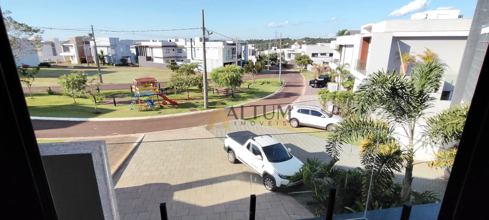 Imagens do imóveis Sobrado em  Condomínio 1 Suíte e Dois Dormitórios Paysage Felicitá Parque