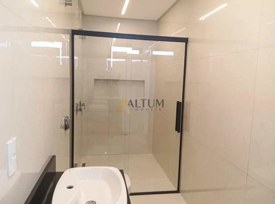 Imagens do imóveis Casa Térrea com 3 Suítes no Paraíso Tropical