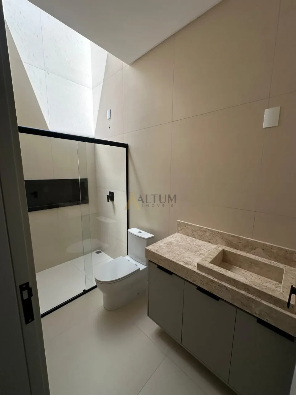 Imagens do imóveis CASA TÉRREA SEMI- MOBILIADA  COM 3 SUÍTES, ENERGIA SOLAR E AUTOMAÇÃO – COLINAS  TROPICAL | CASCAVEL