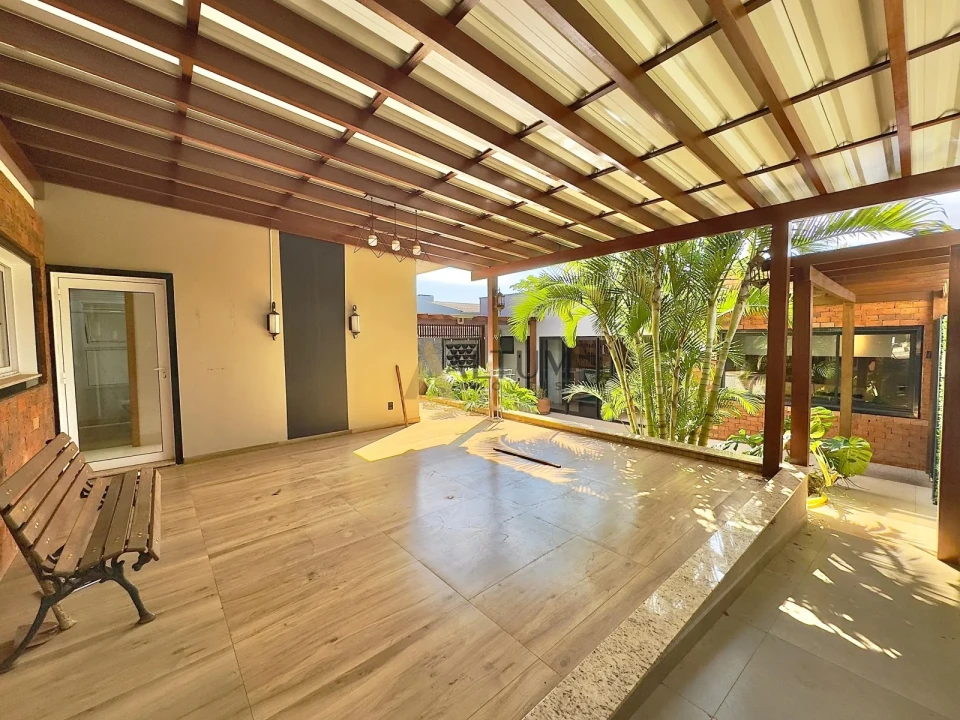 Imagens do imóveis Sobrado Semi Mobiliado em condomínio fechado