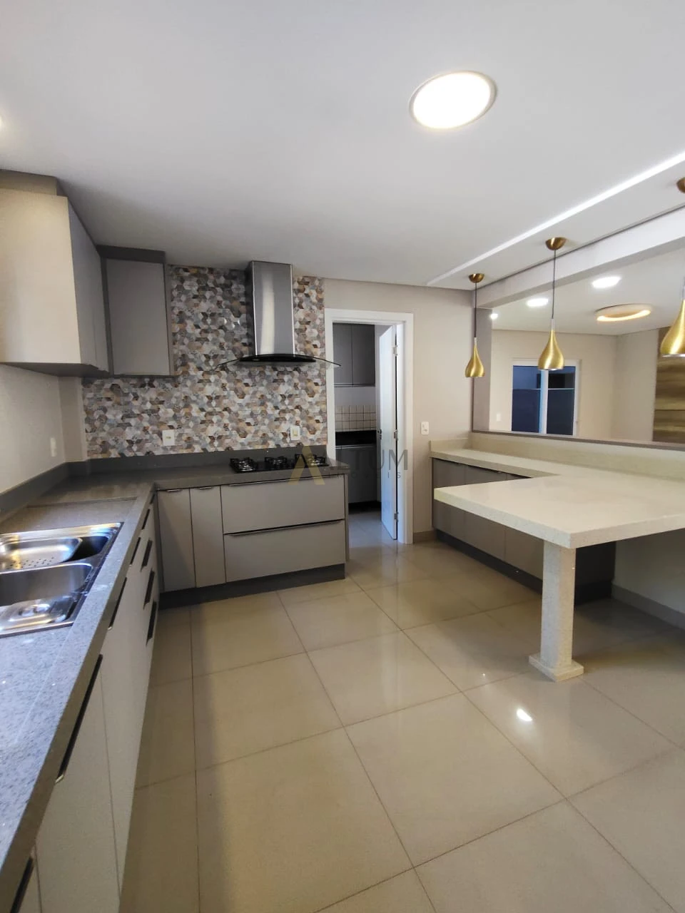 Imagens do imóveis Casa Em Condomínio À Venda Jardins De Monet Cascavel