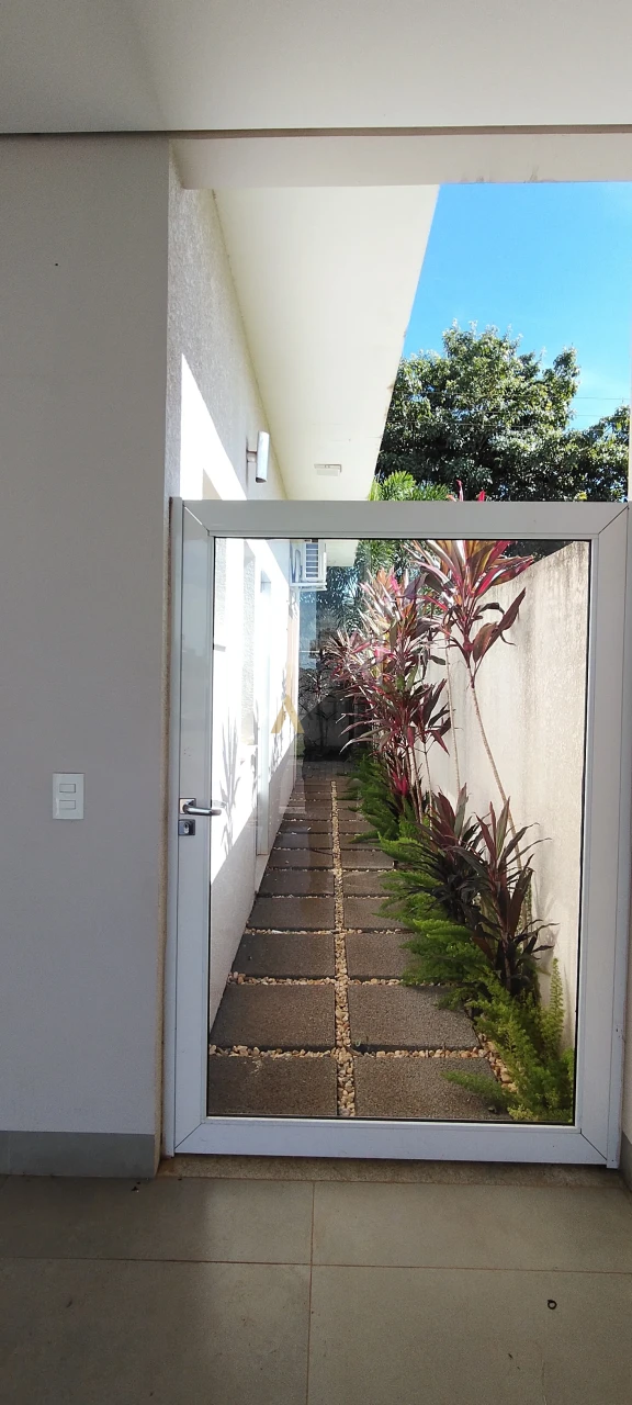 Imagens do imóveis Sobrado Condomínio Paysage Felicitá Parque