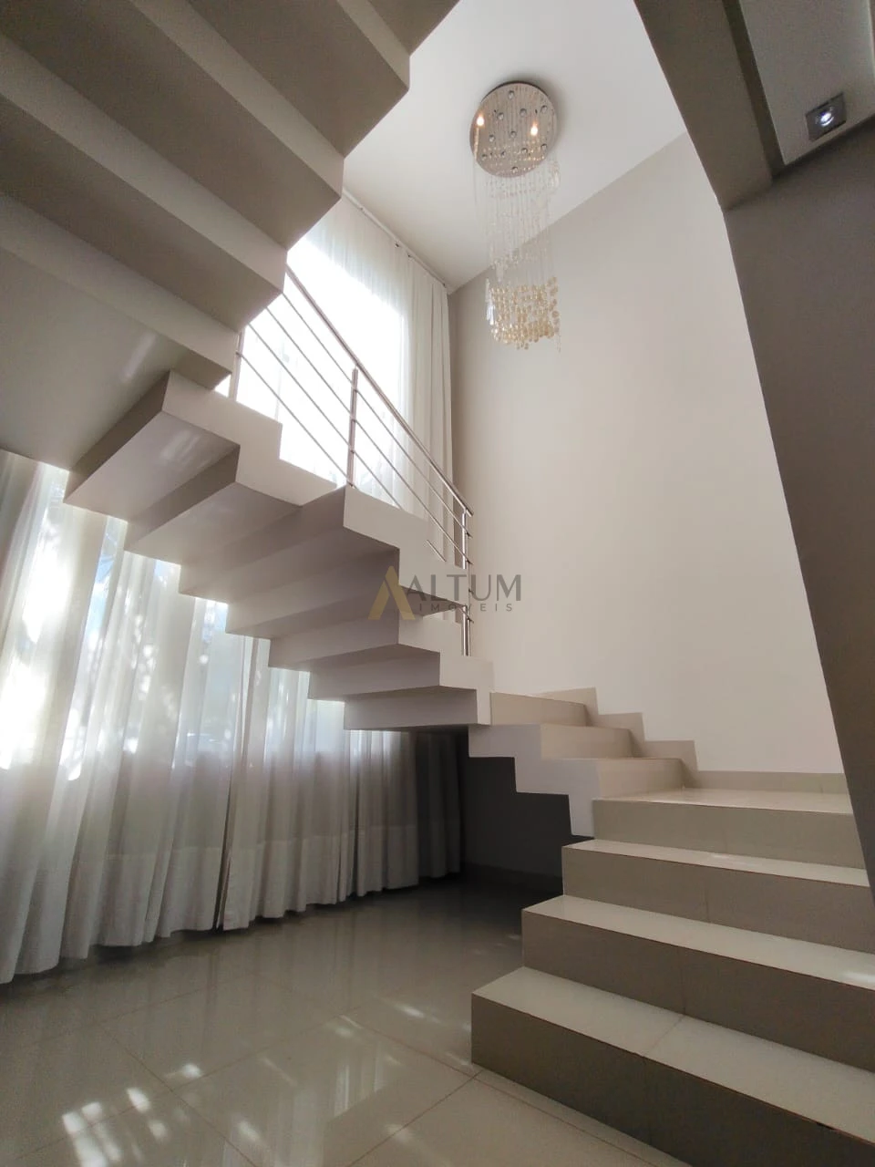 Imagens do imóveis Casa Em Condomínio À Venda Jardins De Monet Cascavel