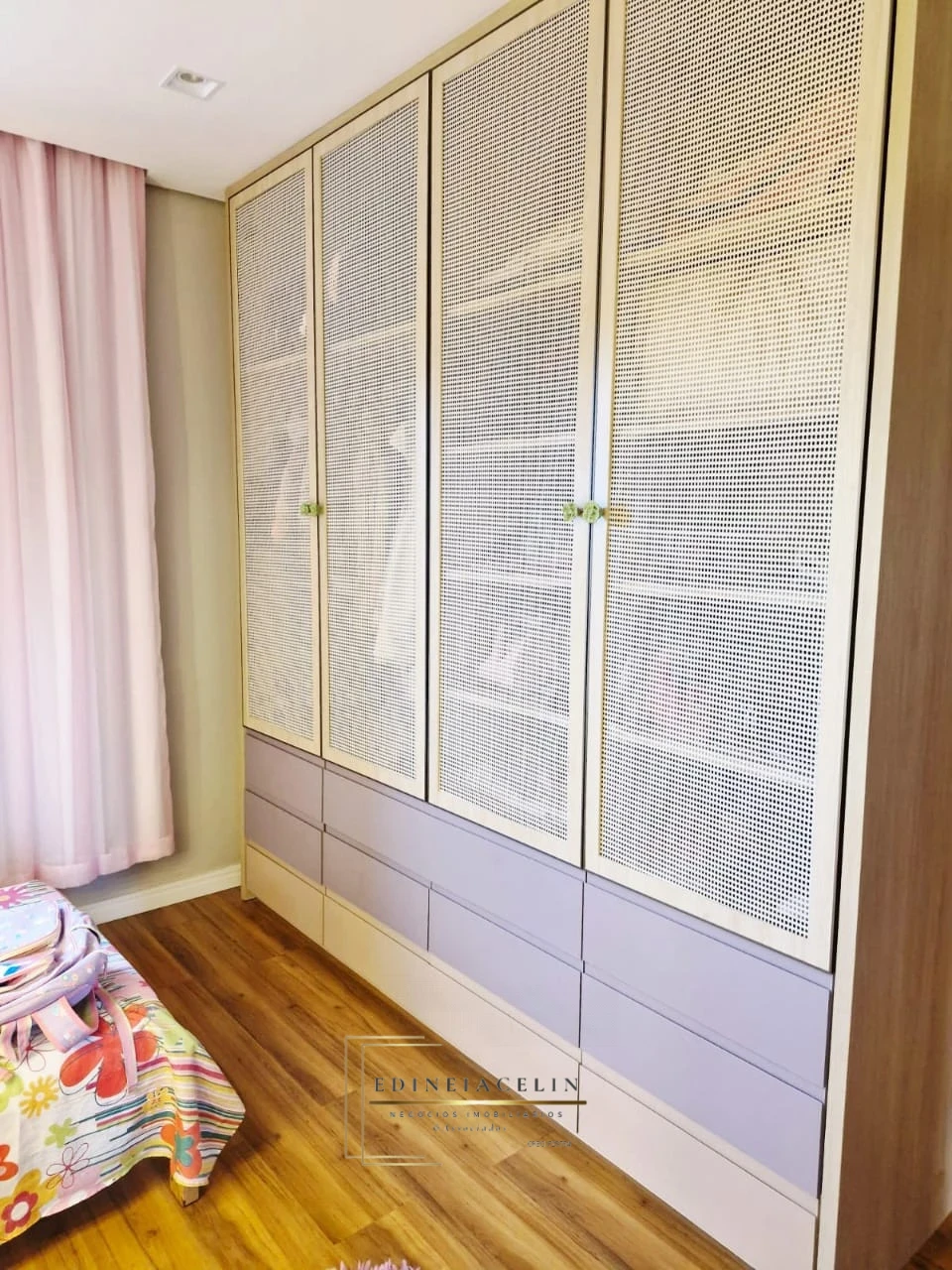 Condomínio Petit Ville