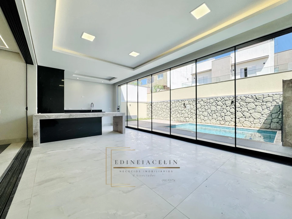 Condominio Royal Forest