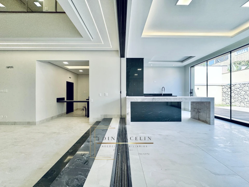 Condominio Royal Forest