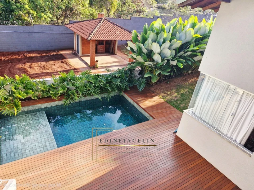 Condomínio Petit Ville