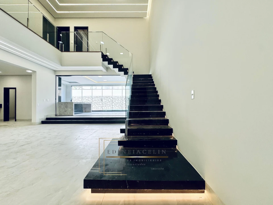 Condominio Royal Forest